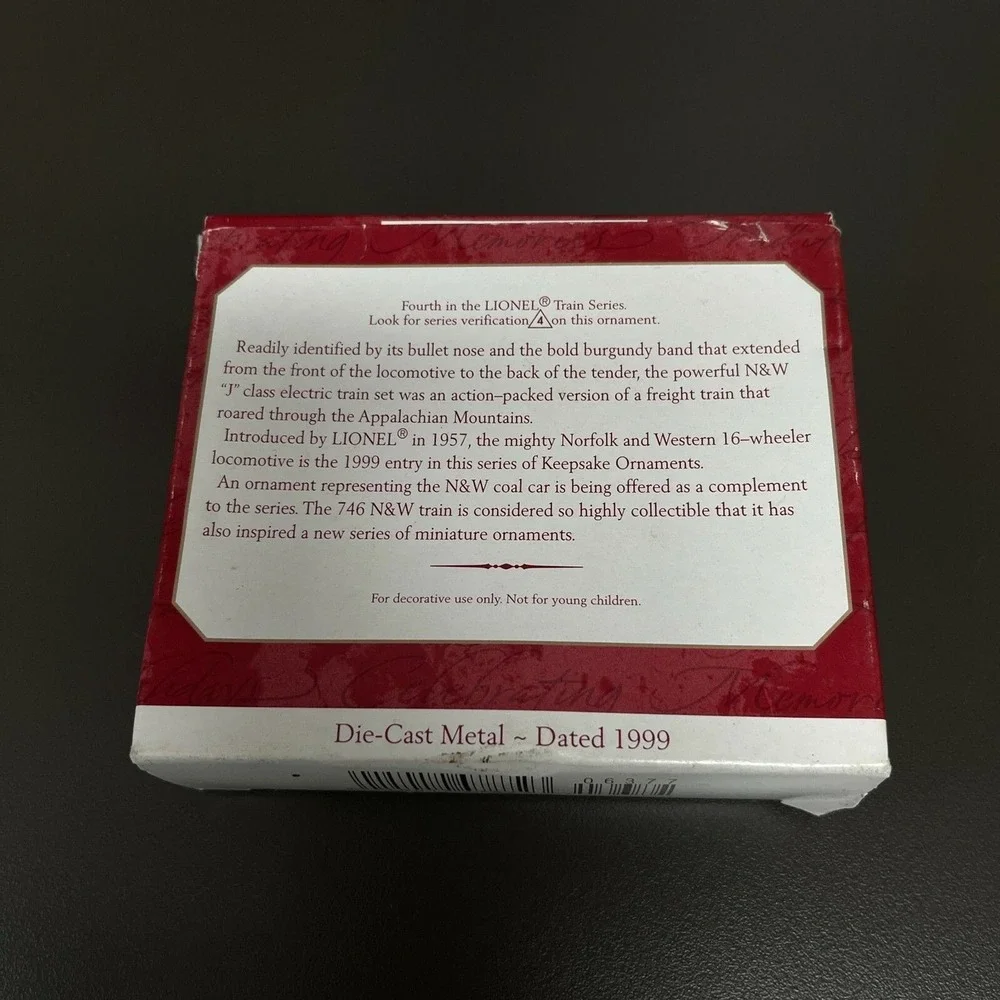 Hallmark Keepsake 746 Norfolk and Western Steam Locomotive Lionel Train Ornament